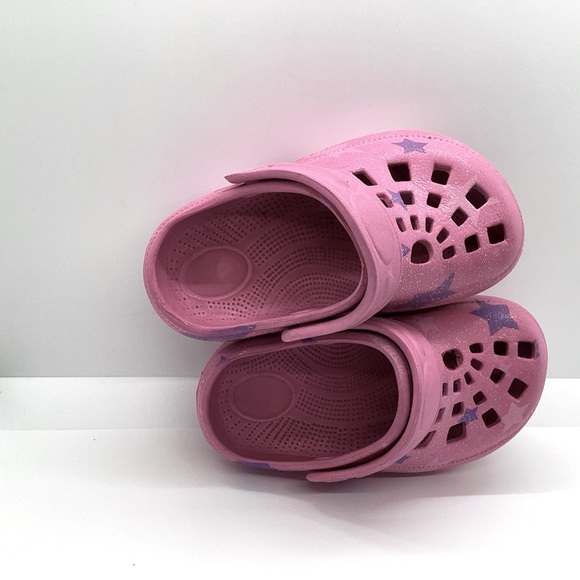 Cat & Jack | Crocks | size: 6 | color Pink | Bundle of Two - Picture 5 of 10